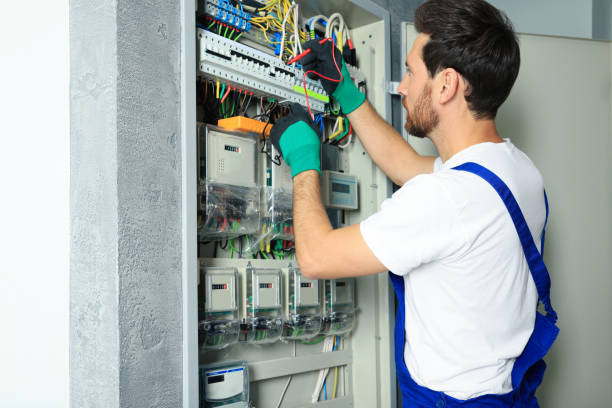 Best Affordable Electrician  in Benton City, WA